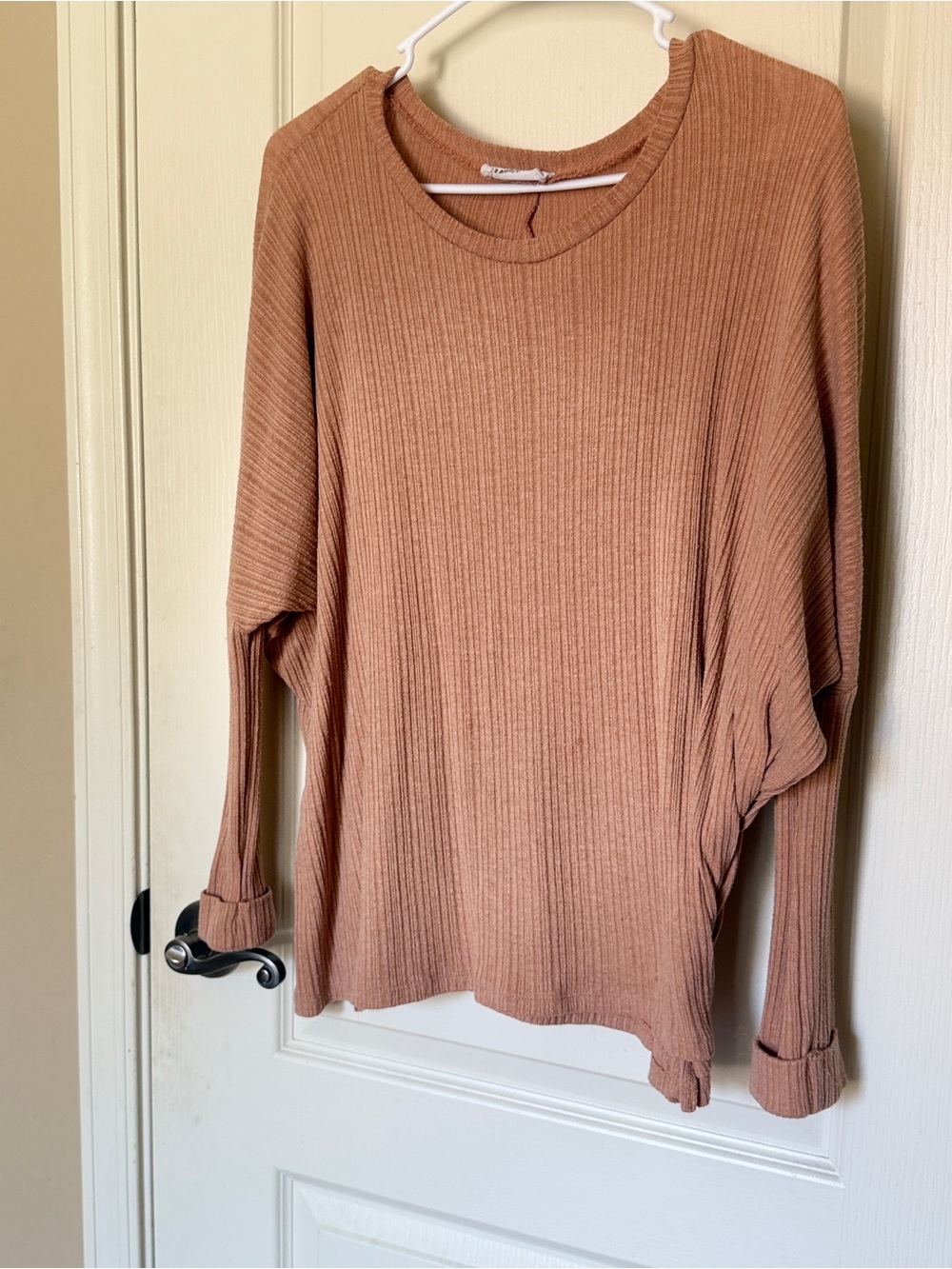 Carly Jean Los Angeles Evelyn Pullover Sweater Blush Size M